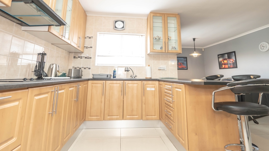 6 Bedroom Property for Sale in Rouxville Western Cape